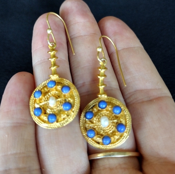 Elegant Gold and Blue Dangle Earrings - Picture 2 of 6